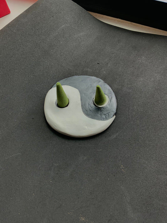 Incense cone holder Yin Yang